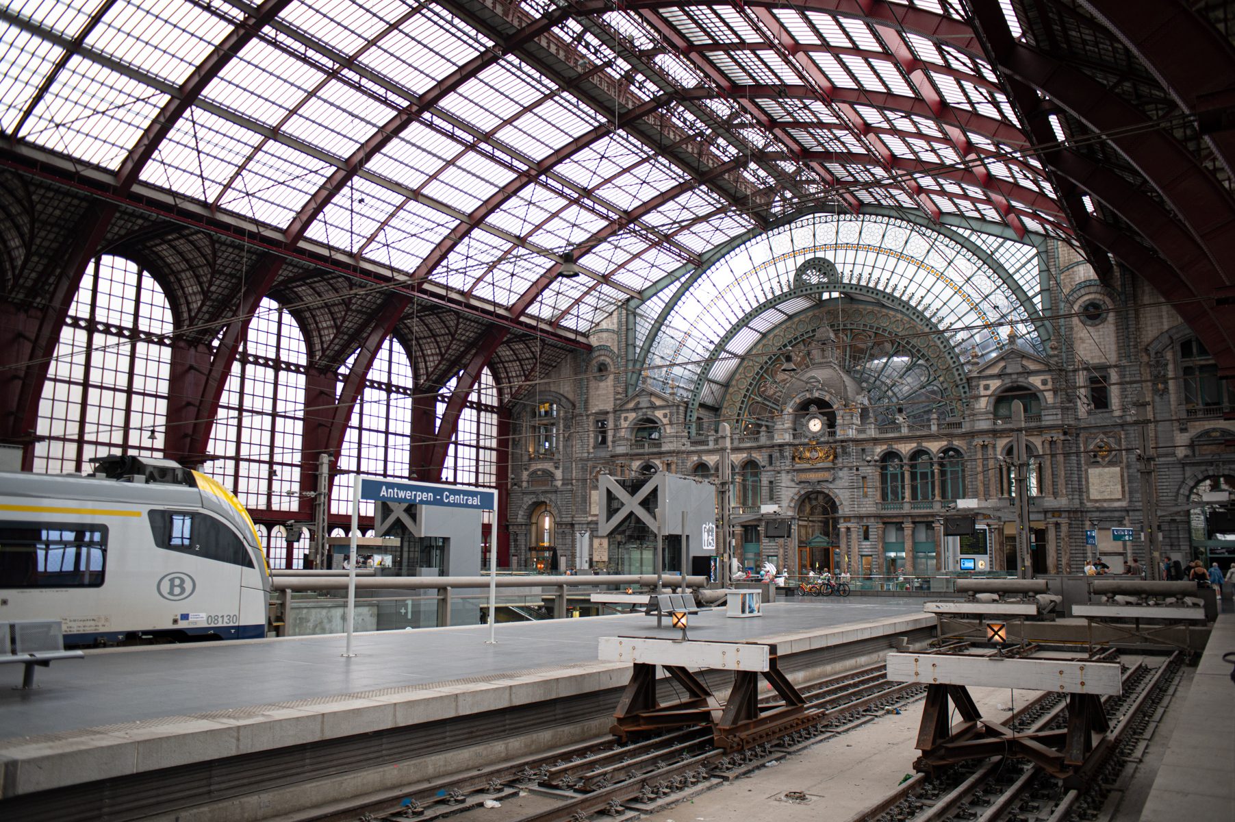 ブルージュからアムステルダムへ ― 世界一美しい駅を抜けて（DAY10） ― 記事のカバー写真